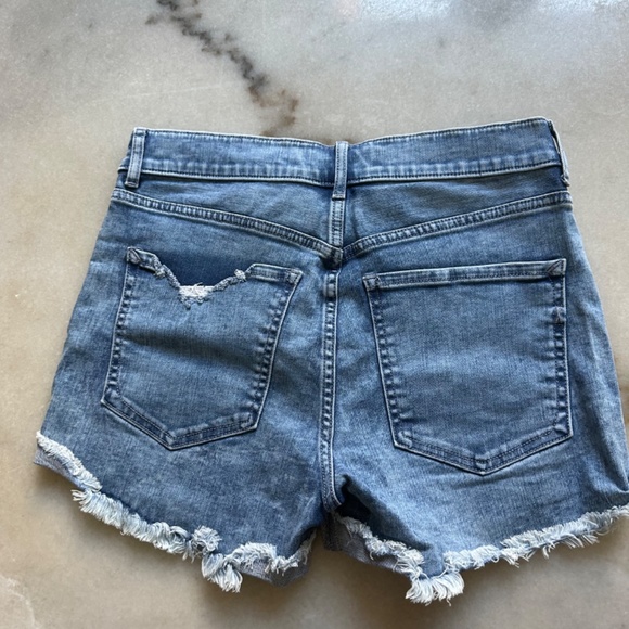 Express shorts high rise size4 - Picture 4 of 9